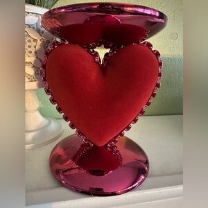 NEW BBW RUFFELD HEART CUSHION 3 WICK CANDLE PEDESTAL ❤️❤️❤️